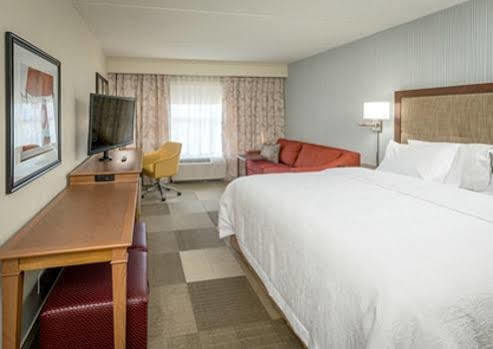 Hampton Inn, St. Albans Vt Екстер'єр фото